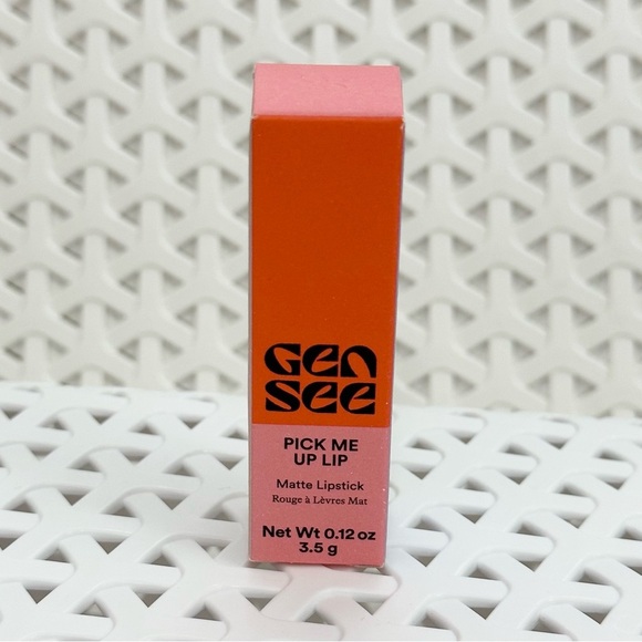 NEW! Gen See Pick Me Up Matte Lipstick Selma VEGAN - Picture 2 of 6
